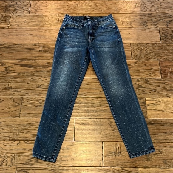 Judy Blue Relaxed Fit Mid Rise Size 3/26 - Picture 1 of 16